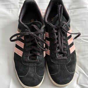 Adidas Gazelle velvet black and pink